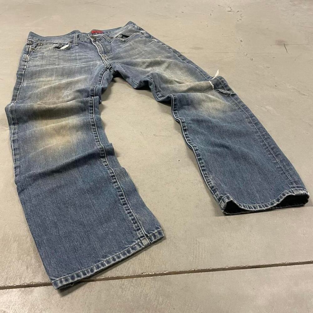 y2k apt. 9 distressed Jeans 33x32